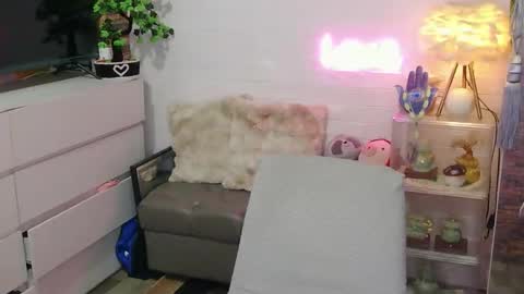 Snapshot of marlmoreno10 chatting on 04-16-26, 12:28 marlmoreno10 online show from 04-16-26, 12:28