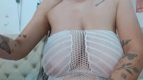 Snapshot of marlymilf6 chatting on 02-14-26, 02:47 Marly online show from 02-14-26, 02:47