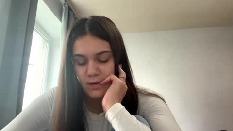 Snapshot of marlysronk chatting on 05-15-26, 10:55 Mary online show from 05-15-26, 10:55