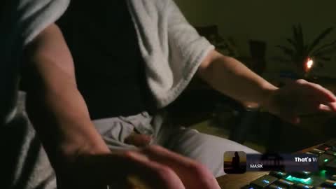 marnieccc online show from 10-11-25, 08:18