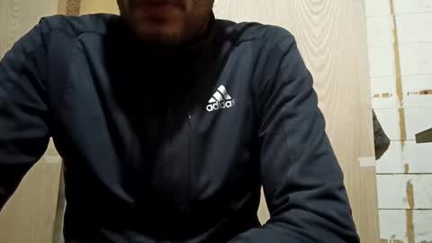 Snapshot of marocreda33 chatting on 01-06-25, 02:36 marocreda33 online show from 01-06-25, 02:36