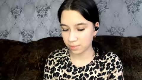 Snapshot of marquittamelia chatting on 12-16-25, 09:47 Giulia online show from 12-16-25, 09:47
