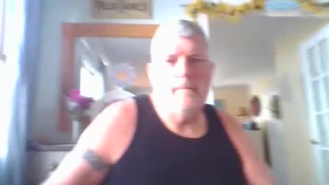 Snapshot of marriedguyold chatting on 05-07-26, 02:00 marriedguyold online show from 05-07-26, 02:00