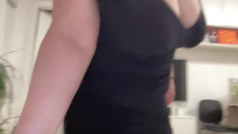 Snapshot of marrygrayes chatting on 05-23-26, 07:51 Maria online broadcast from Tuesday to Suturday from 6 pm to 12 pm Germany time Sunday-Monday offline online show from 05-23-26, 07:51