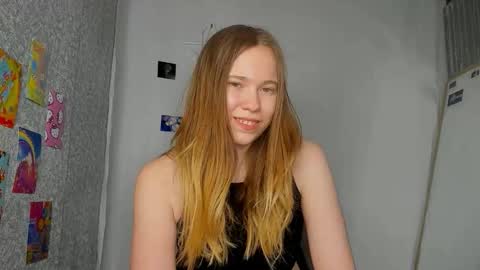 Snapshot of marryjanes chatting on 03-04-26, 05:30 marryjanes online show from 03-04-26, 05:30