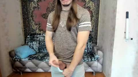 Snapshot of marryplz chatting on 02-20-25, 08:28 Alan online show from 02-20-25, 08:28