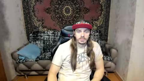 Snapshot of marryplz chatting on 03-05-25, 08:10 Alan online show from 03-05-25, 08:10