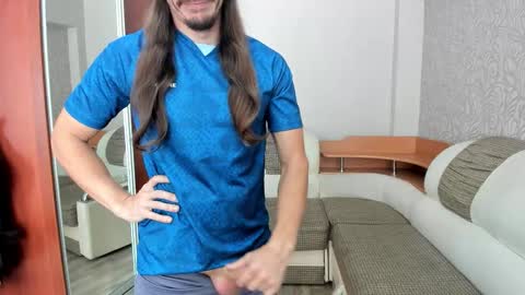 Snapshot of marryplz chatting on 09-19-25, 02:57 Alan online show from 09-19-25, 02:57