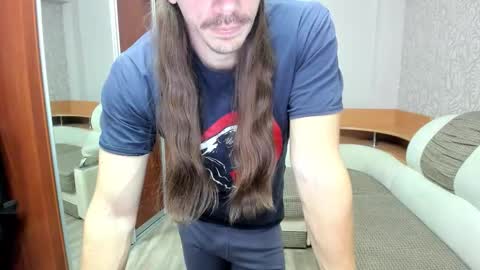 Snapshot of marryplz chatting on 10-06-25, 01:41 Alan online show from 10-06-25, 01:41