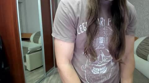 Snapshot of marryplz chatting on 10-12-25, 05:45 Alan online show from 10-12-25, 05:45