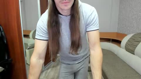 Snapshot of marryplz chatting on 10-17-25, 11:13 Alan online show from 10-17-25, 11:13