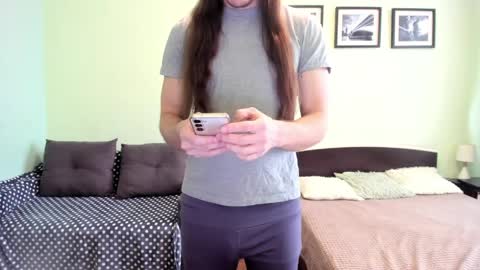 Alan online show from 04-16-26, 04:57