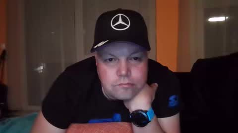 Snapshot of mars0481 chatting on 09-20-25, 02:01 mars0481 online show from 09-20-25, 02:01