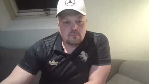 Snapshot of mars0481 chatting on 02-03-26, 12:20 mars0481 online show from 02-03-26, 12:20