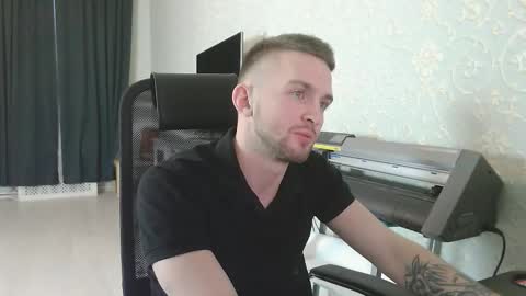 Marselle online show from 11-12-25, 01:55