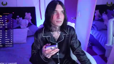 Snapshot of marshall_cazher chatting on 05-10-26, 06:40 marshall online show from 05-10-26, 06:40