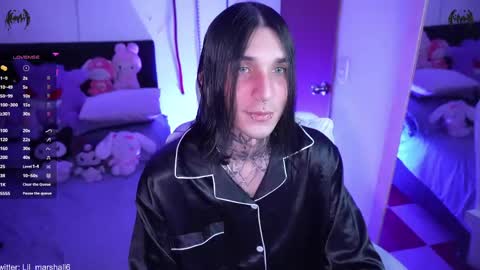 Snapshot of marshall_cazher chatting on 05-11-26, 07:25 marshall online show from 05-11-26, 07:25