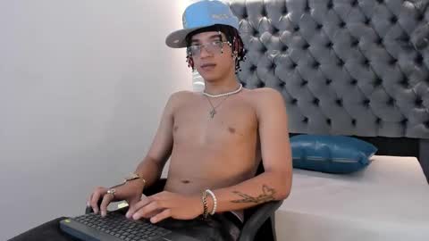 MARSHALL online show from 12-03-25, 01:20