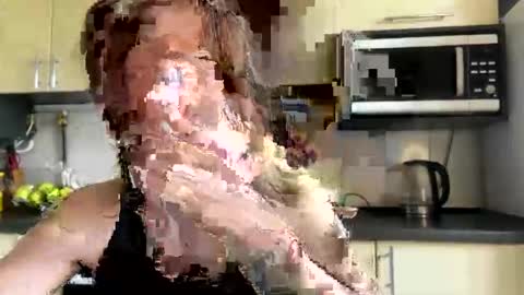 Snapshot of martaluna_ chatting on 05-10-26, 10:42 Marta online show from 05-10-26, 10:42