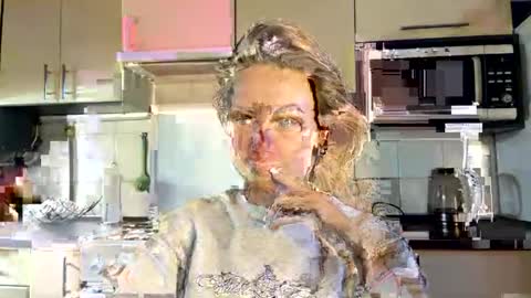 Snapshot of martaluna_ chatting on 05-17-26, 03:30 Marta online show from 05-17-26, 03:30