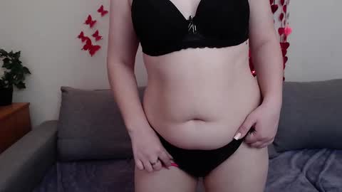 Snapshot of marthasimons chatting on 02-20-25, 09:33 Martha online show from 02-20-25, 09:33