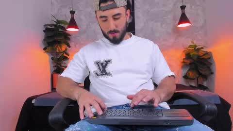 Martin Foster online show from 04-04-26, 04:00