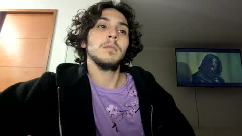 Snapshot of martin_josee chatting on 06-22-26, 04:53 martn online show from 06-22-26, 04:53