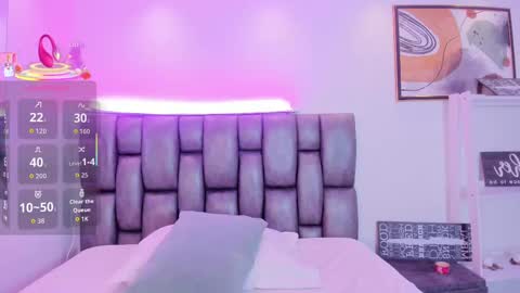 Martina online show from 10-03-25, 12:24