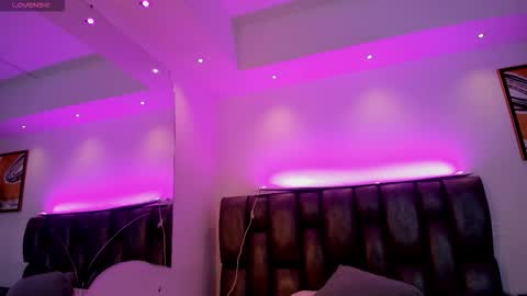 Martina online show from 10-12-25, 11:42