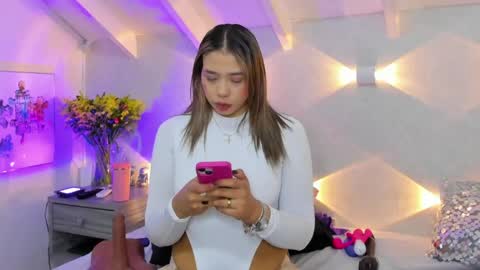 Snapshot of martina_miiller chatting on 04-27-26, 12:58 martina mIIler online show from 04-27-26, 12:58
