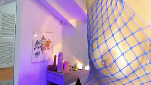 Snapshot of martina_miiller chatting on 04-29-26, 12:31 martina mIIler online show from 04-29-26, 12:31
