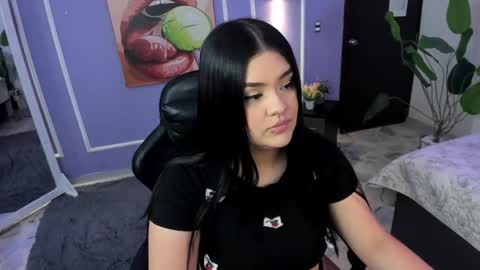 Snapshot of martina_saenz1 chatting on 11-12-25, 07:57 Martina online show from 11-12-25, 07:57