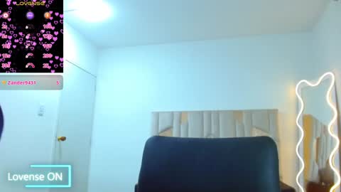 Hey im martina online show from 01-16-25, 06:03