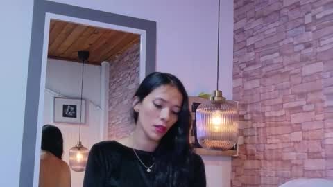 Snapshot of martina_thompson69 chatting on 01-17-26, 02:00 Martina online show from 01-17-26, 02:00