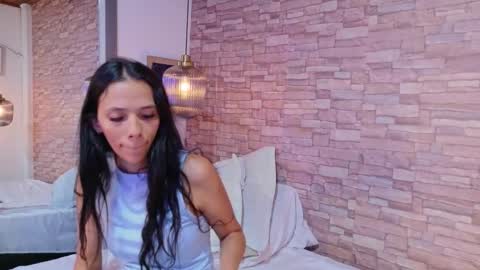 Snapshot of martina_thompson69 chatting on 02-28-26, 03:46 Martina online show from 02-28-26, 03:46