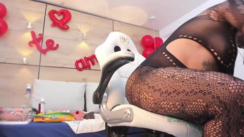 martina touss  online show from 02-08-25, 03:19