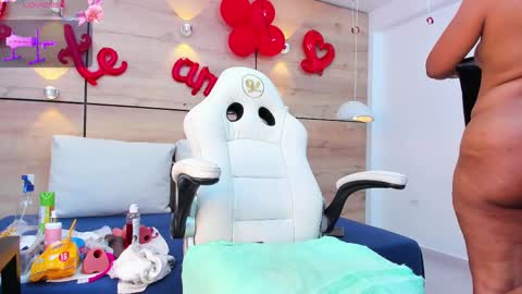 martina touss  online show from 02-13-25, 10:00