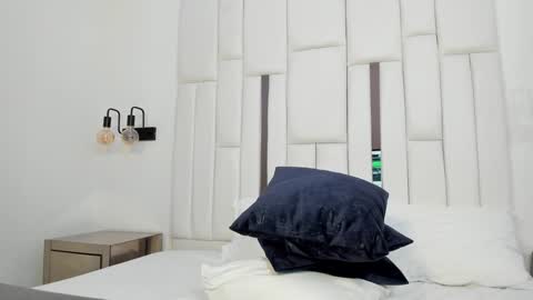 Snapshot of martina_xblack chatting on 01-19-25, 09:23 Martina Black online show from 01-19-25, 09:23