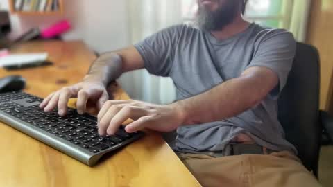 Snapshot of martincito22xl chatting on 12-02-24, 11:12 Martincito online show from 12-02-24, 11:12