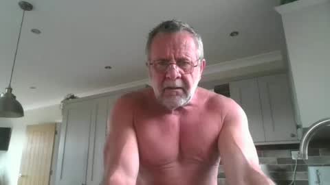 Snapshot of martinrgbxxxx chatting on 06-30-26, 08:04 martinrgbxxxx online show from 06-30-26, 08:04