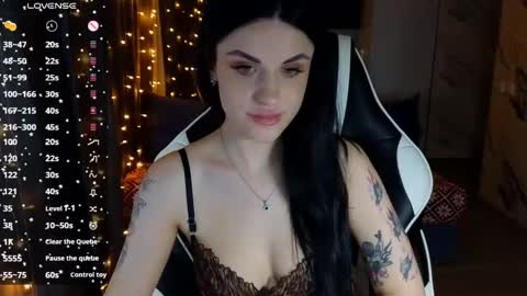 Snapshot of mary___moore chatting on 01-14-25, 01:28 Maria online show from 01-14-25, 01:28