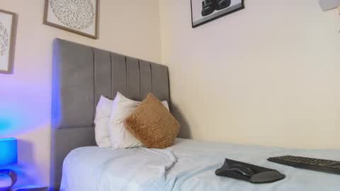 mary_cute9 online show from 05-13-26, 12:13