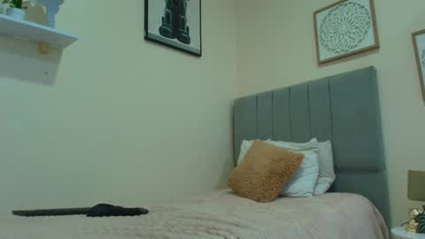 mary_cute9 online show from 07-12-26, 12:07