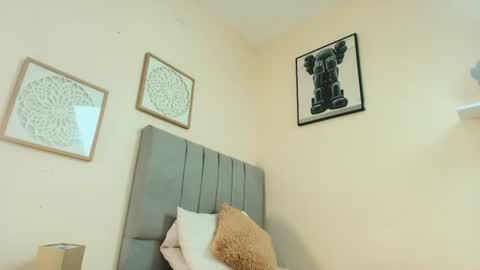 mary_cute9 online show from 07-22-26, 12:08