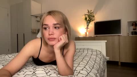 Mary online show from 12-04-24, 03:04