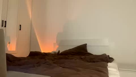 Mary online show from 02-03-25, 05:18