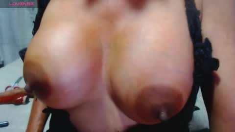 Mary Hellen online show from 09-25-25, 01:20