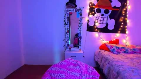 Snapshot of mary_jane1_ chatting on 05-06-26, 12:41 mary online show from 05-06-26, 12:41