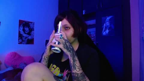                      100   online show from 05-25-26, 09:15
