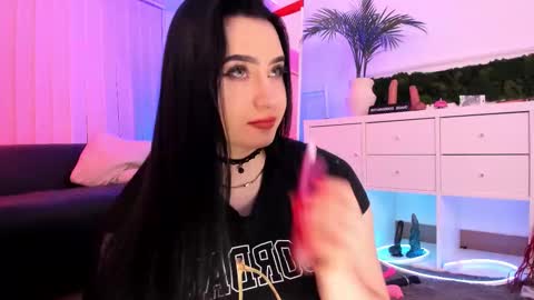 Mary online show from 03-15-26, 07:25